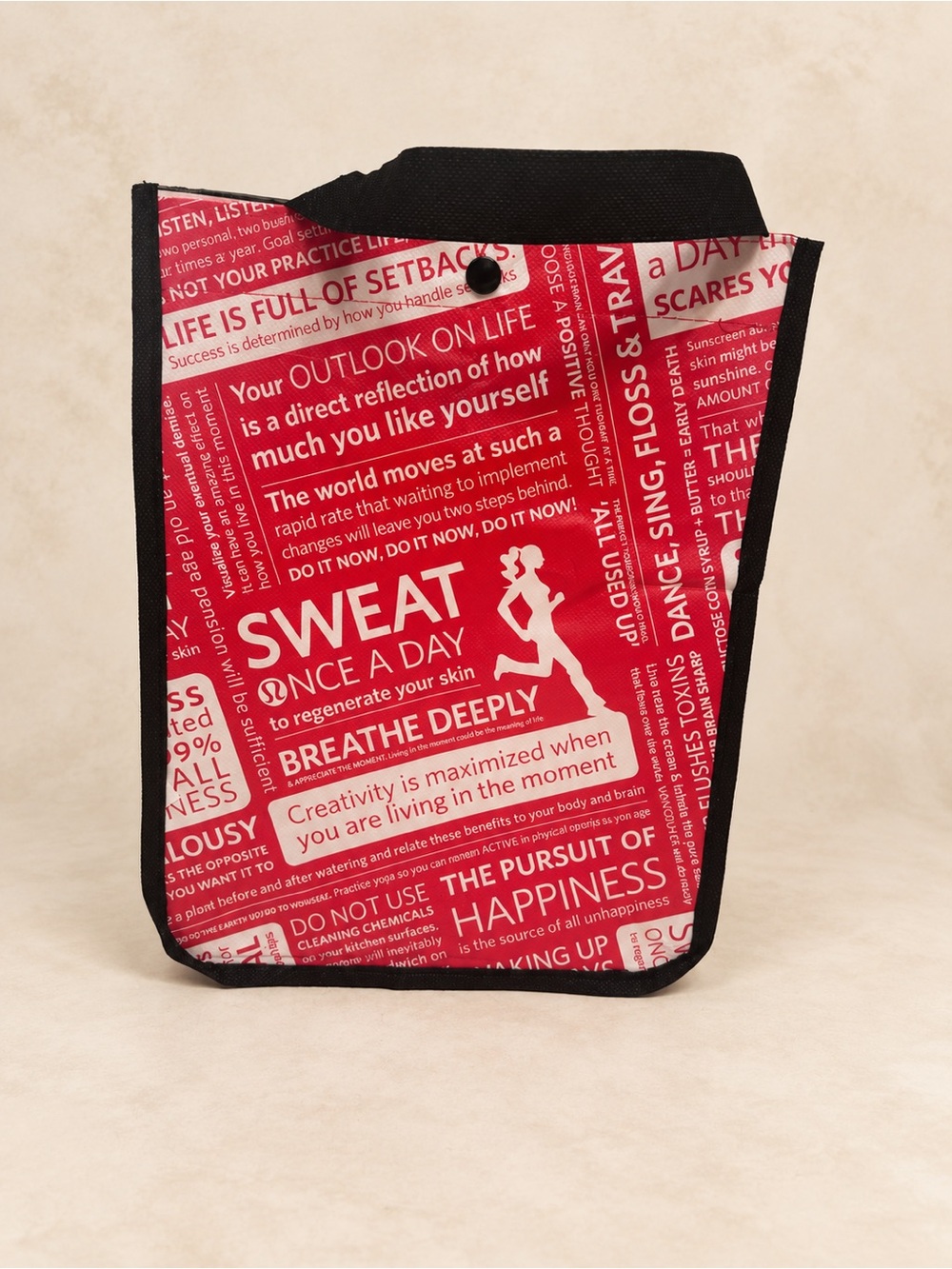 ❤️ 🤍🖤Lululemon Small Manifesto Reusable Tote Bag Red Black White Snap Closure